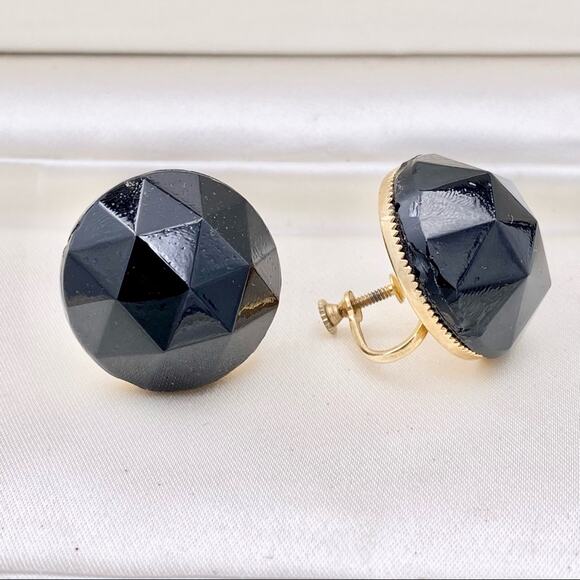 DUFOE Vintage Black Checkerboard Faceted Dome Screw Back Earrings - Picture 1 of 12
